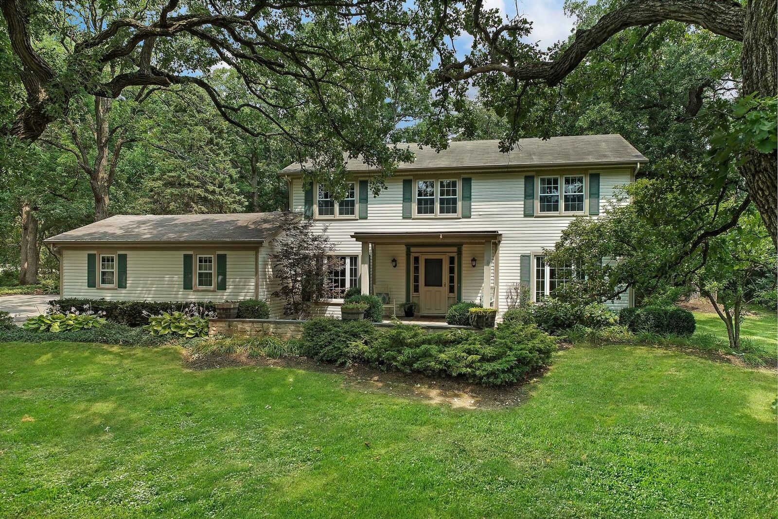 Property Photo:  20750 W Lexington Lane  IL 60047 