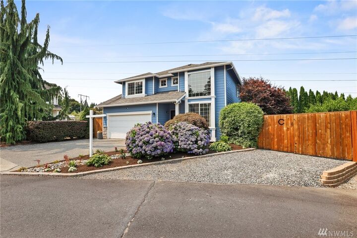 Property Photo:  5725 125th Place SE  WA 98296 