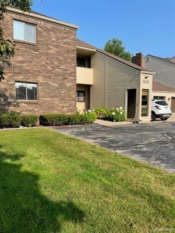 24178 Parke Lane 7  Grosse Ile Twp MI 48138 photo