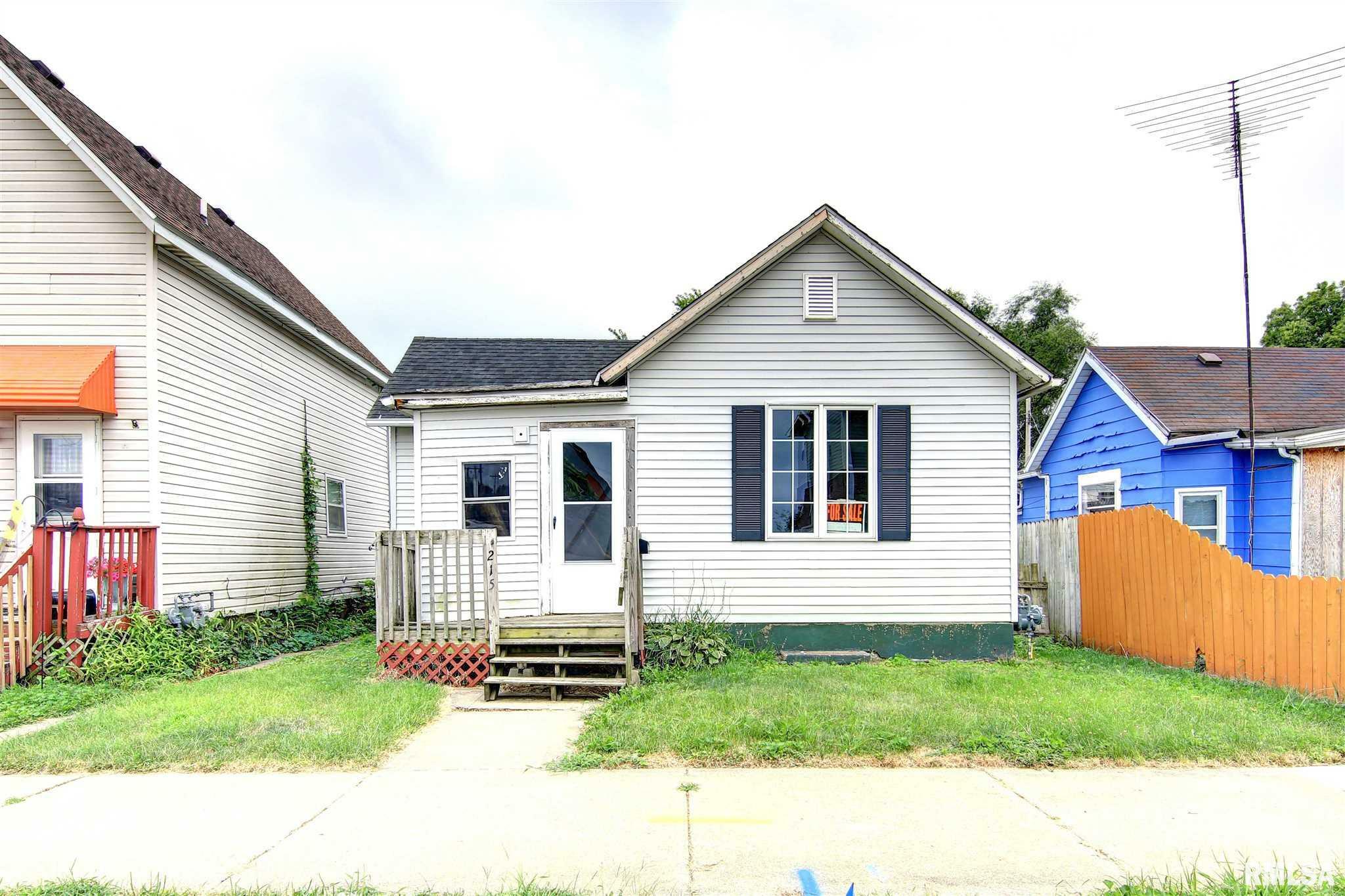 Property Photo:  215 4th  IA 52732 