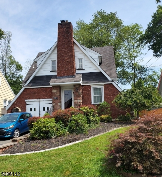 Property Photo:  123 Meadowbrook Rd  NJ 07039 