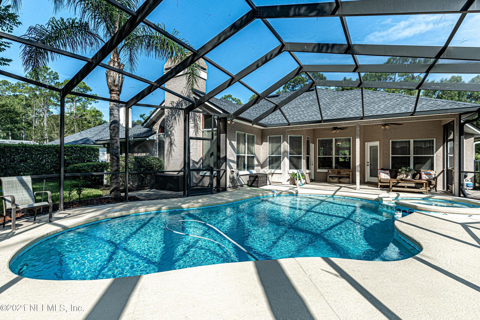 Property Photo: 7824 Timberlin Park Boulevard FL 32256