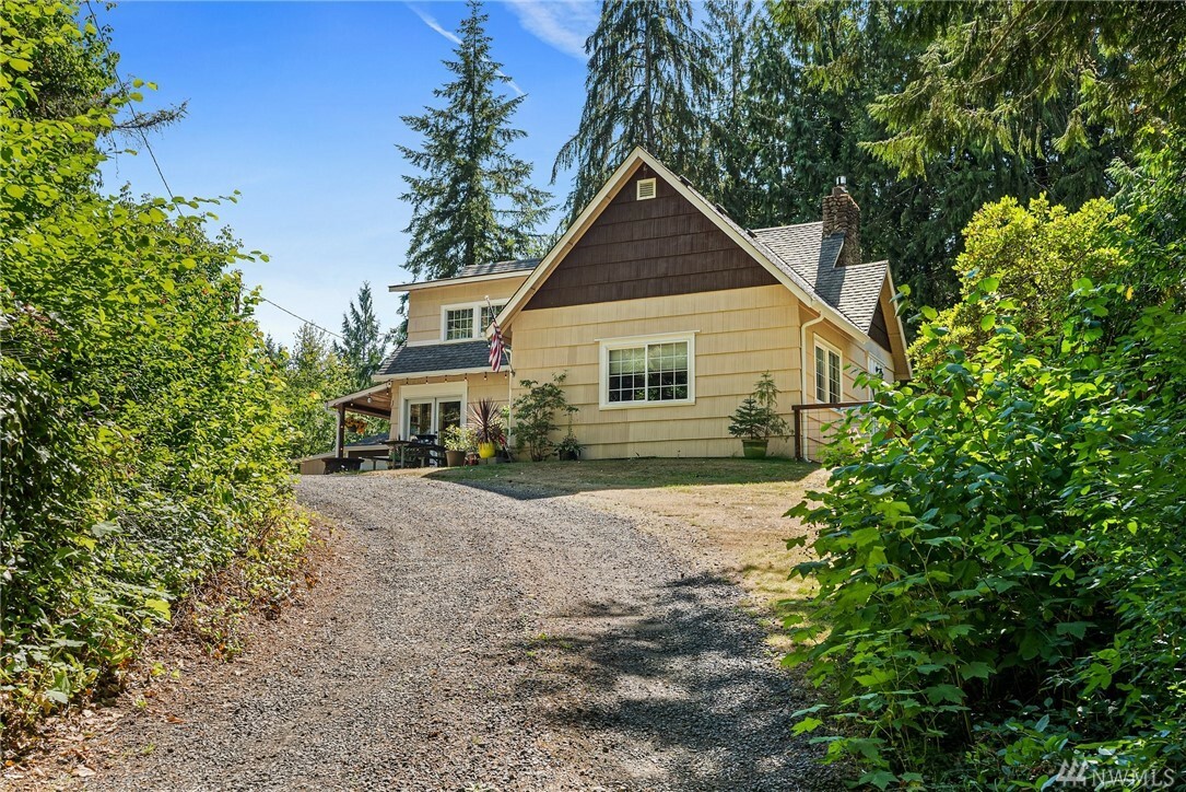 Property Photo:  606 Elma McCleary Rd  WA 98557 