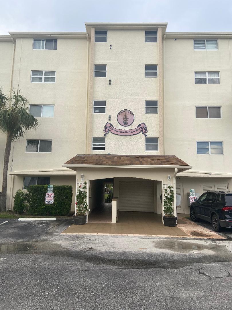 Property Photo: 109 Paradise Harbour Boulevard 412 FL 33408