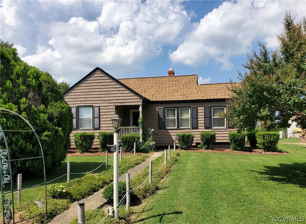 Property Photo:  3214 Emporia Street  VA 23231 