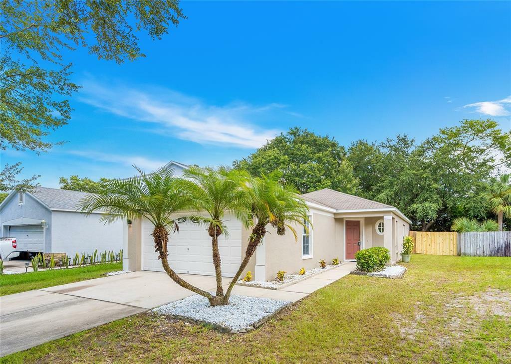 Property Photo:  8457 Quarter Horse Drive  FL 33578 