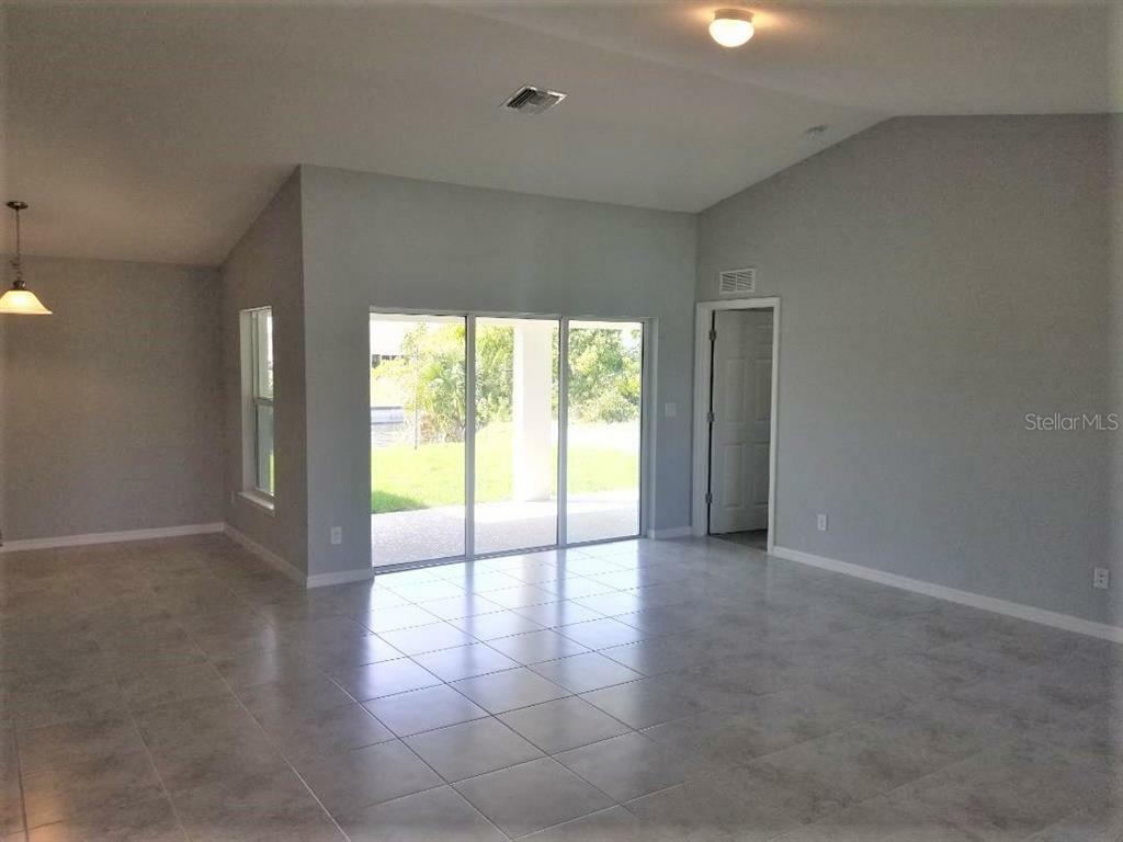 Property Photo:  4206 Irish Ter  FL 34288 