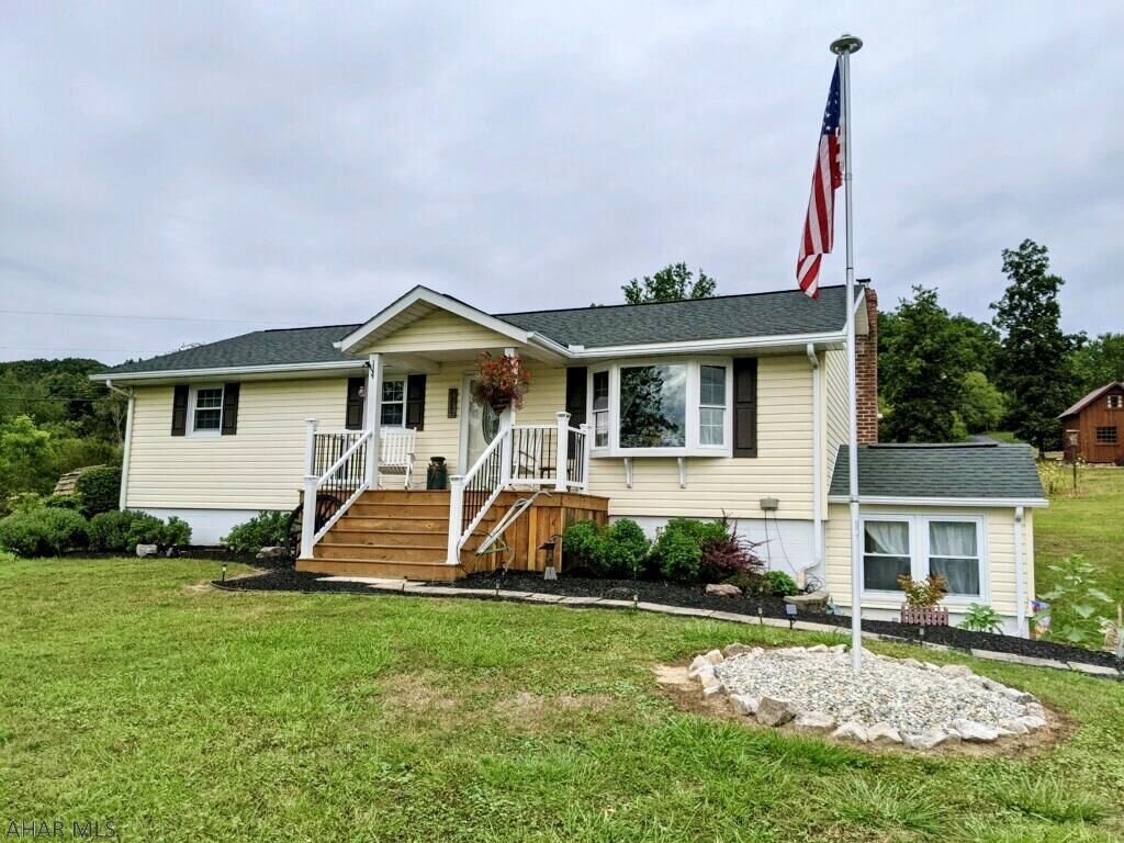 Property Photo: 1785 Valley Road PA 15559