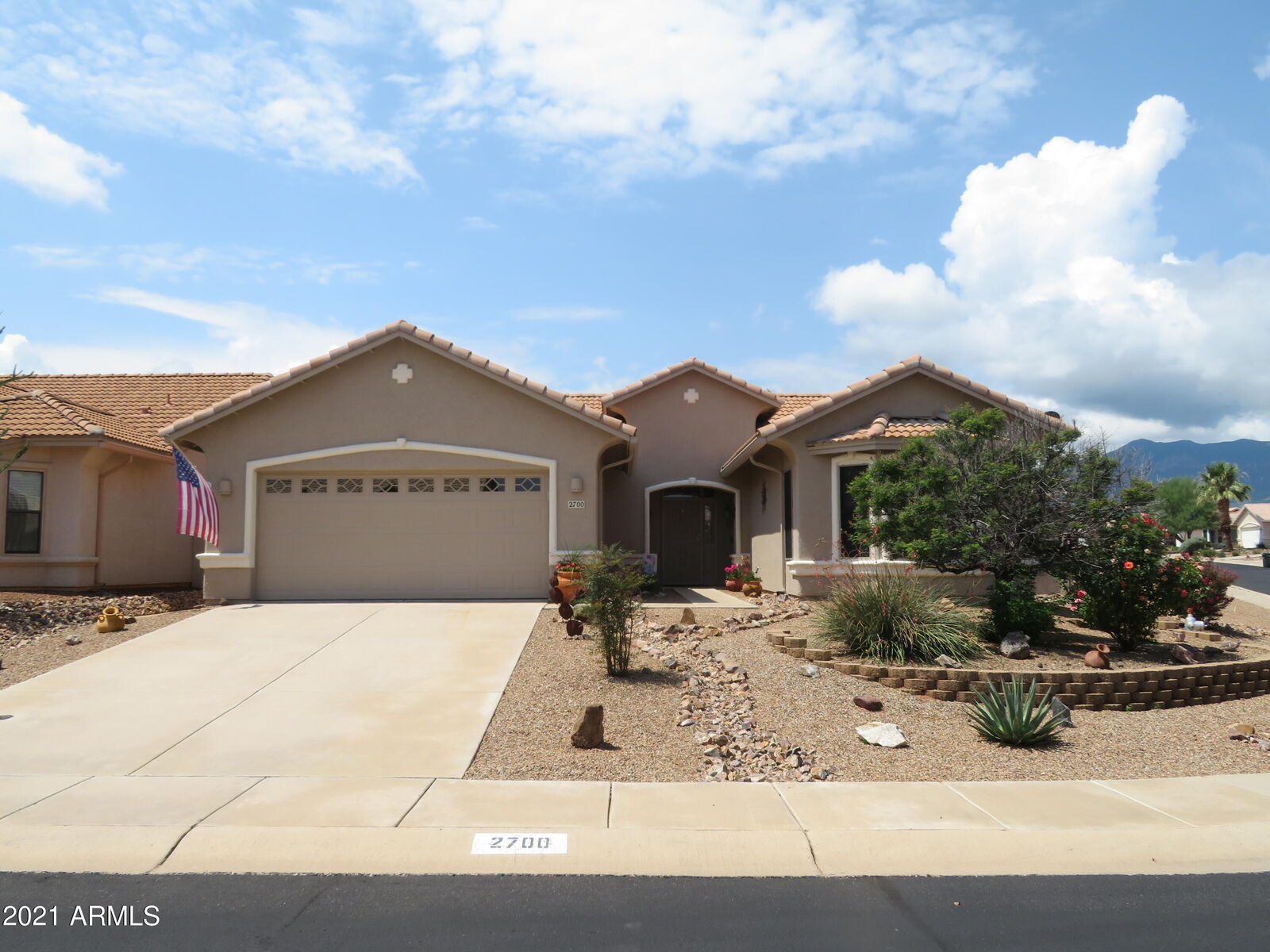 Property Photo: 2700 Glengarry Way AZ 85650