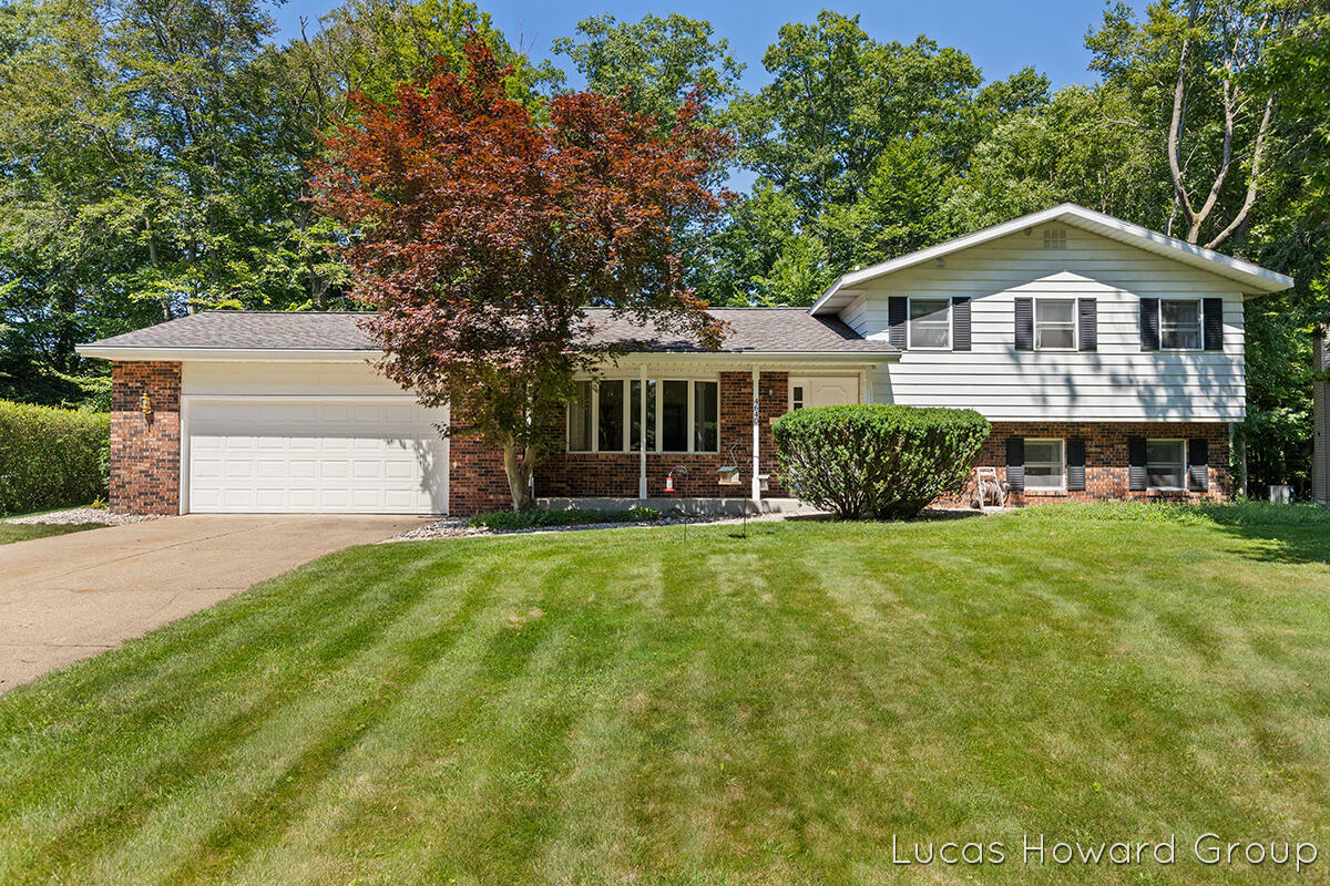 4640 Sandy Lane  Whitehall MI 49461 photo