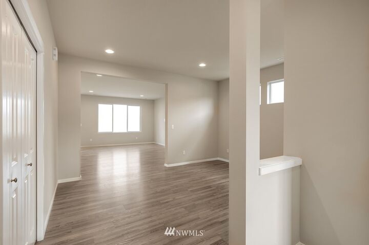 Property Photo:  2904 Dapple Gray Way 4009  WA 98926 