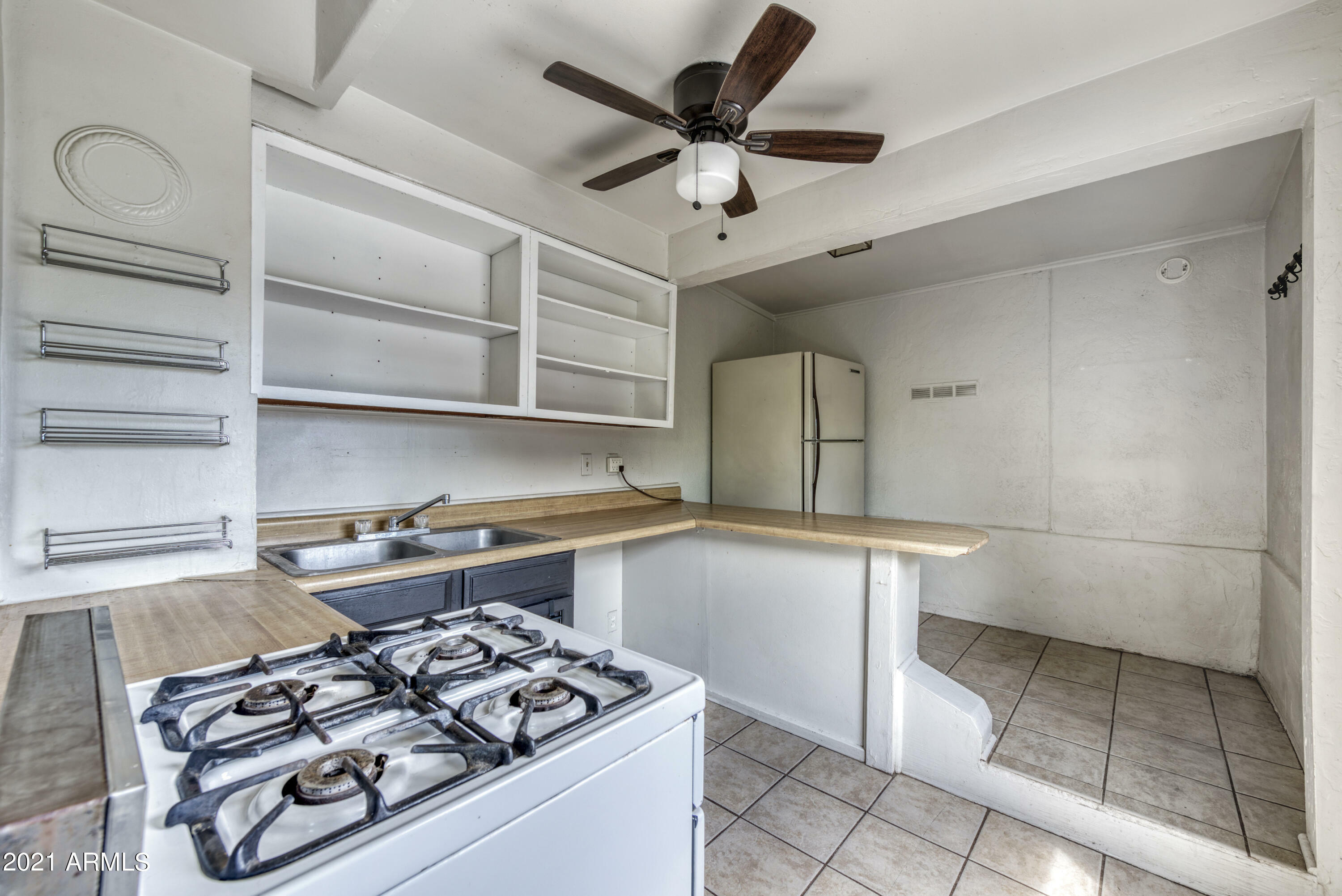 Property Photo:  2018 N Mitchell Street  AZ 85006 