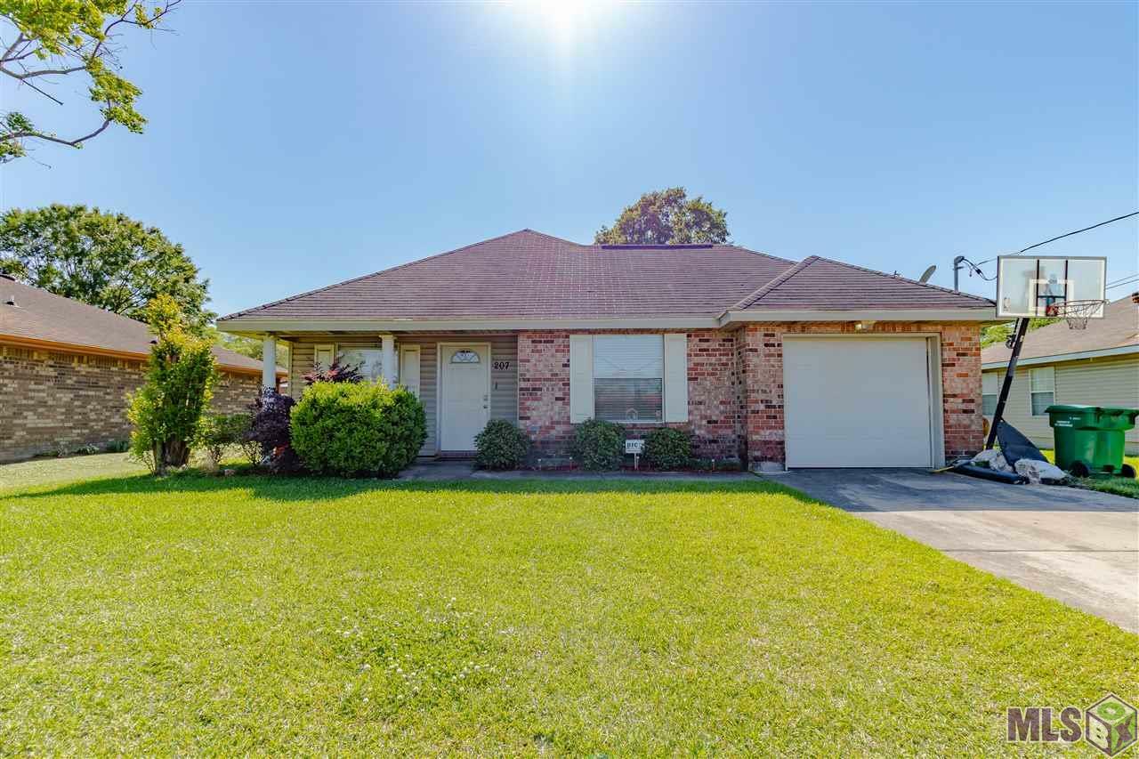 Property Photo: 207 Historic Main St LA 70051