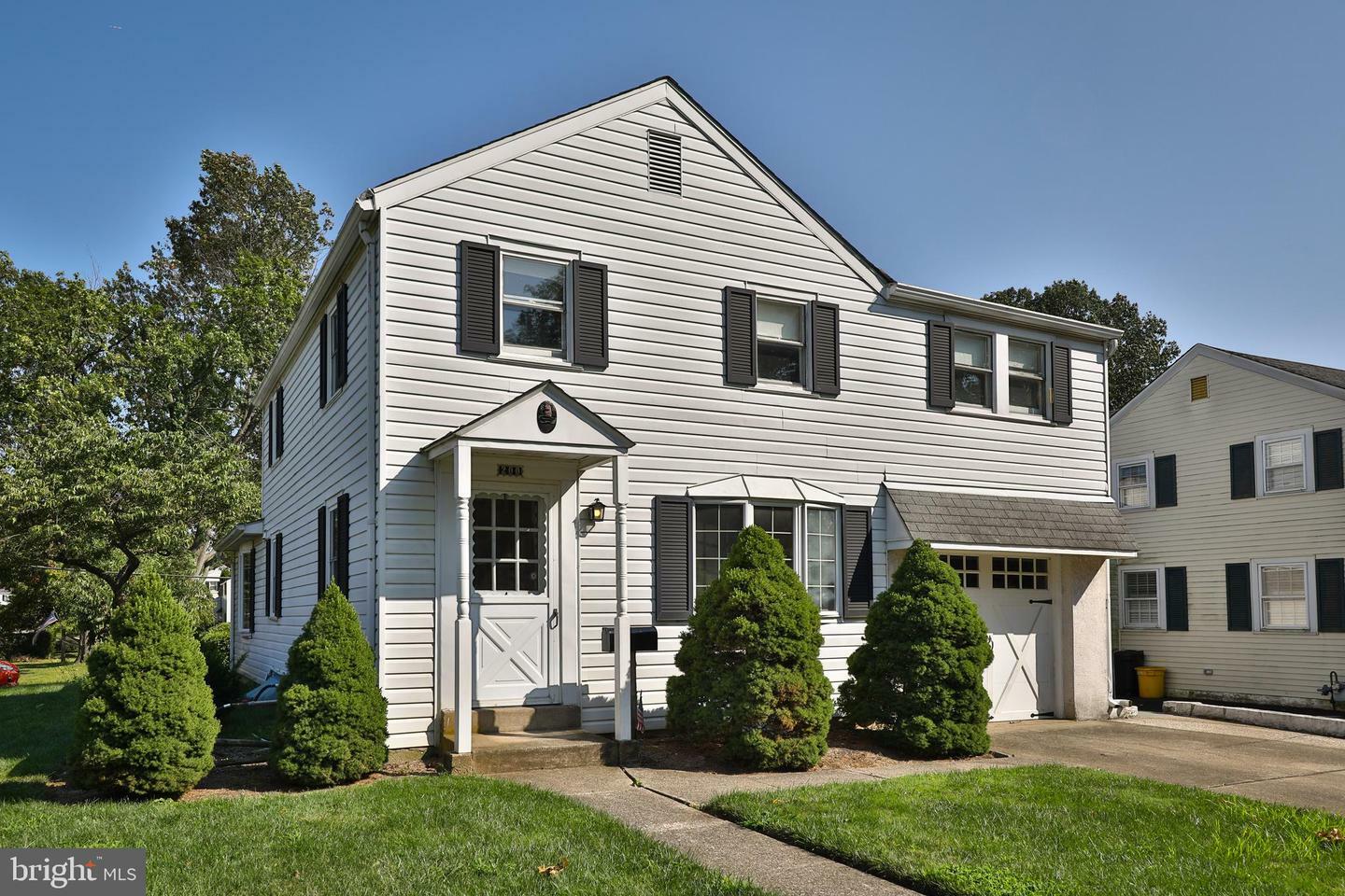 Property Photo:  200 Montgomery Avenue  PA 19075 