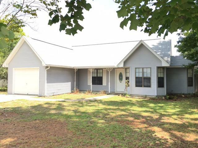 131 E Walker Circle  Crestview FL 32539 photo