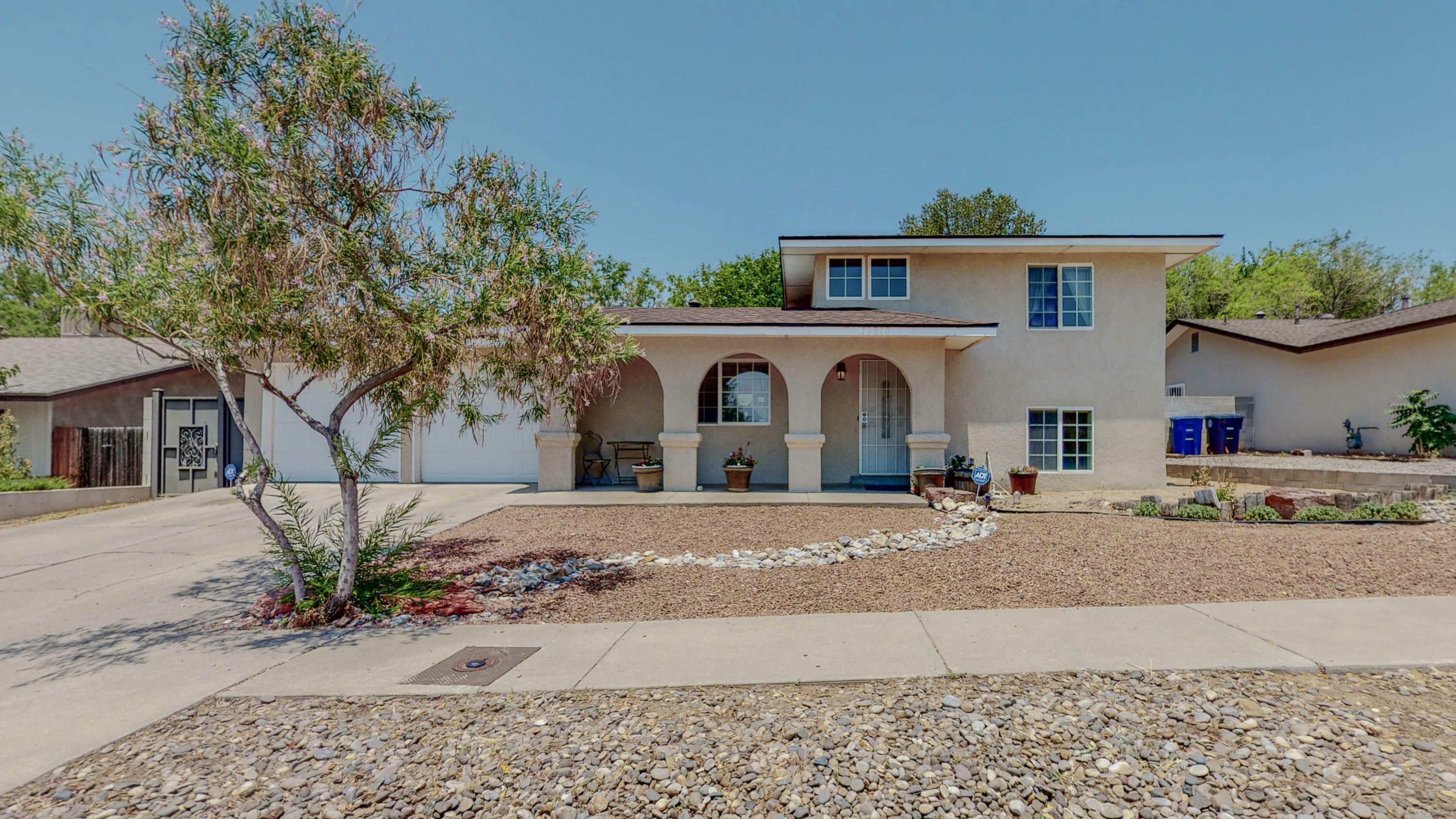 10213 Malaguena Lane NE  Albuquerque NM 87111 photo