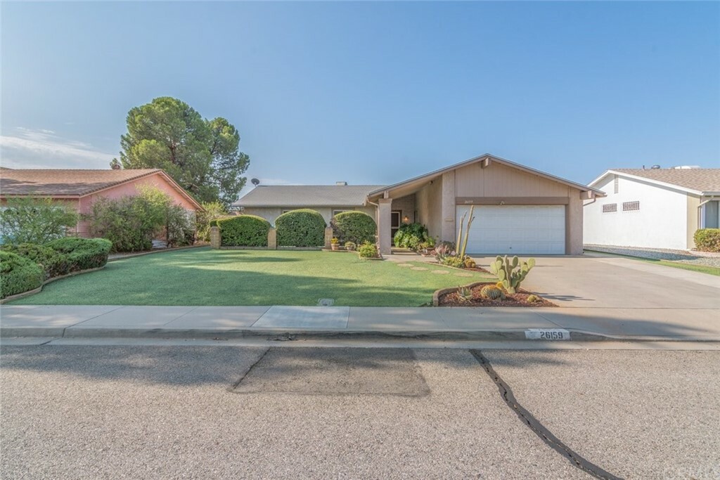 Property Photo:  26159 Fairlane Drive  CA 92586 