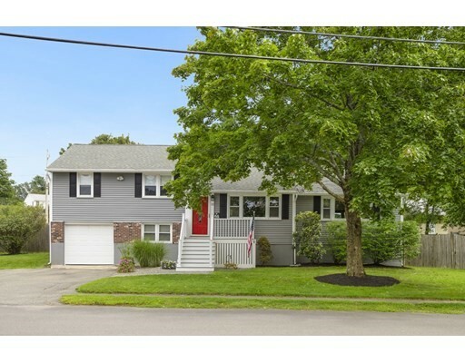 Property Photo:  32 Herrick Rd  MA 01960 