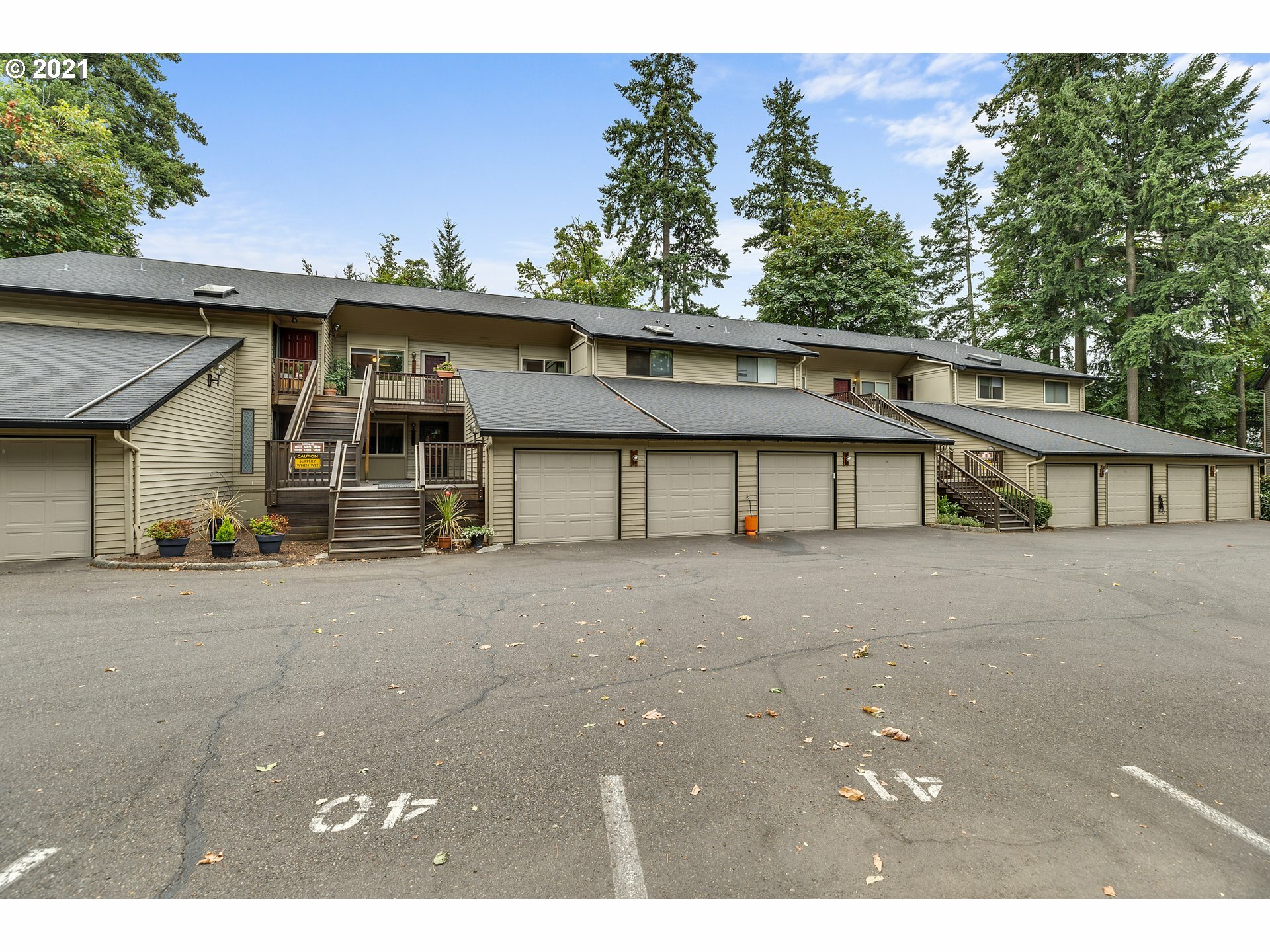 Property Photo: 14926 SW 109th Ave OR 97224