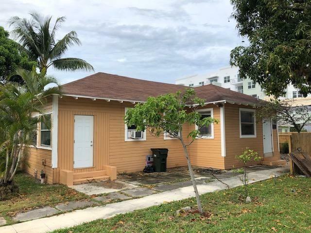 Property Photo:  245 SE 4th Avenue  FL 33483 