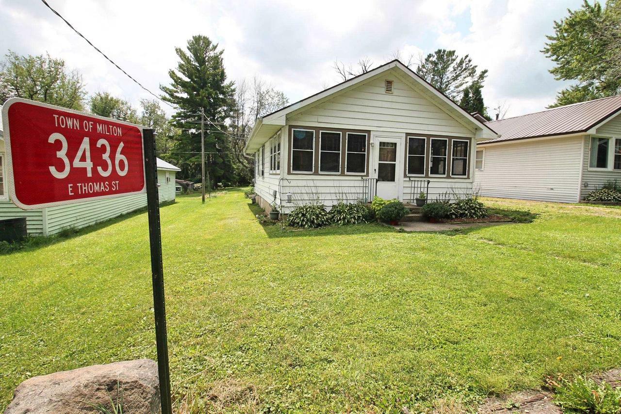 Property Photo:  3436 East Thomas St  WI 53563 