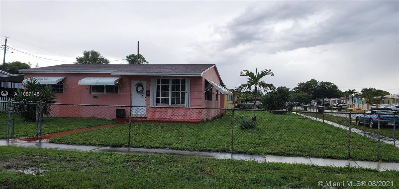 Property Photo: 5380 E 7th Ave FL 33013