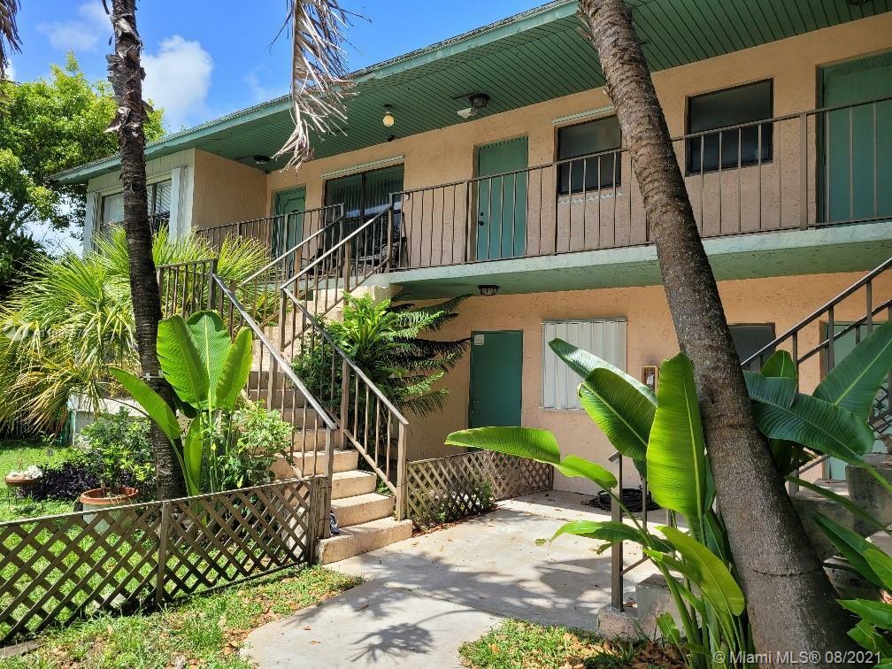 Property Photo: 2225 Monroe St A3 FL 33020