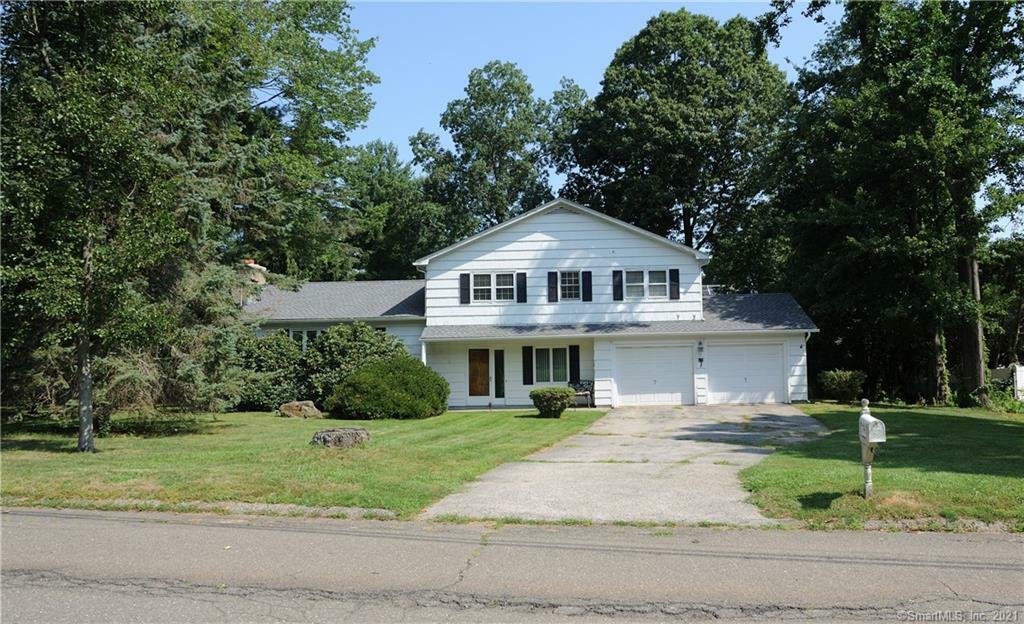 Property Photo:  74 Fieldcrest Drive  CT 06611 