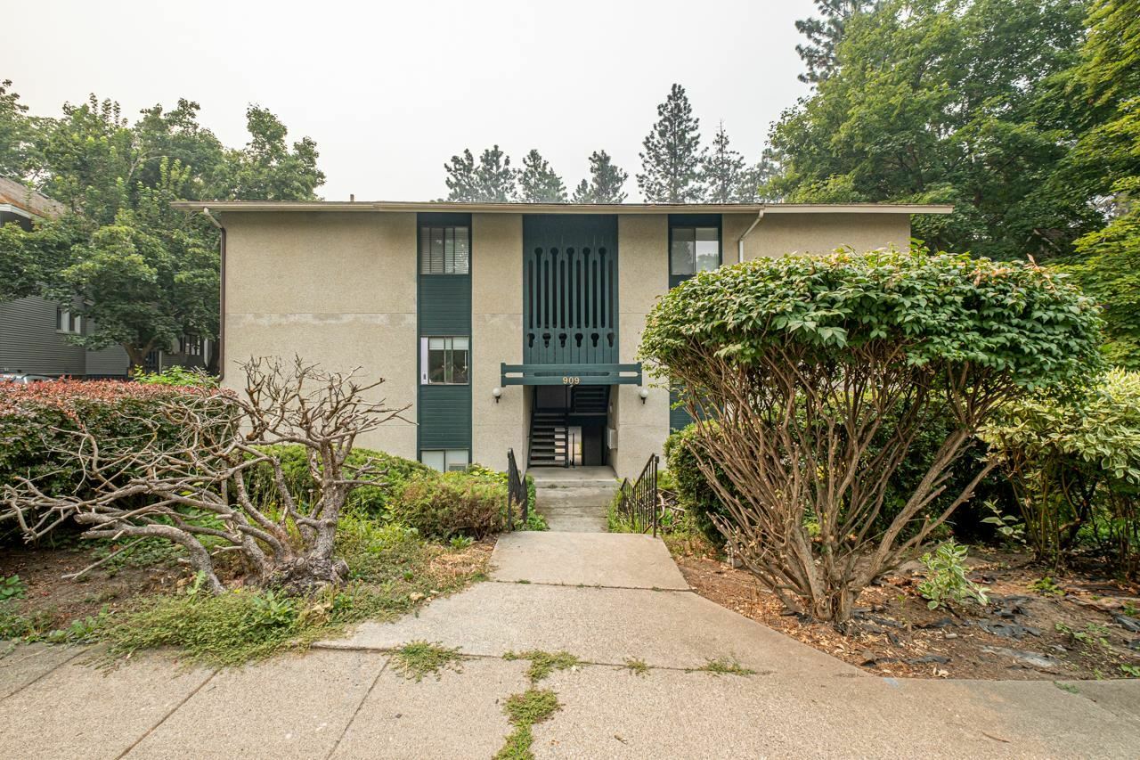 Property Photo:  909 W 13th Ave 202  WA 99204 