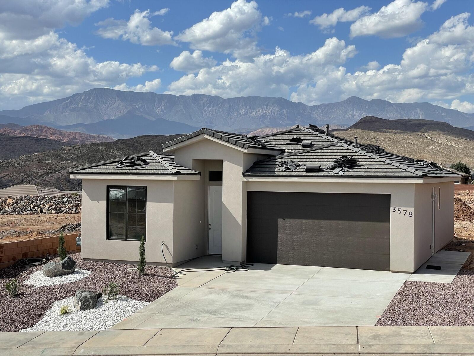 Property Photo:  3578 W 175 N  UT 84737 