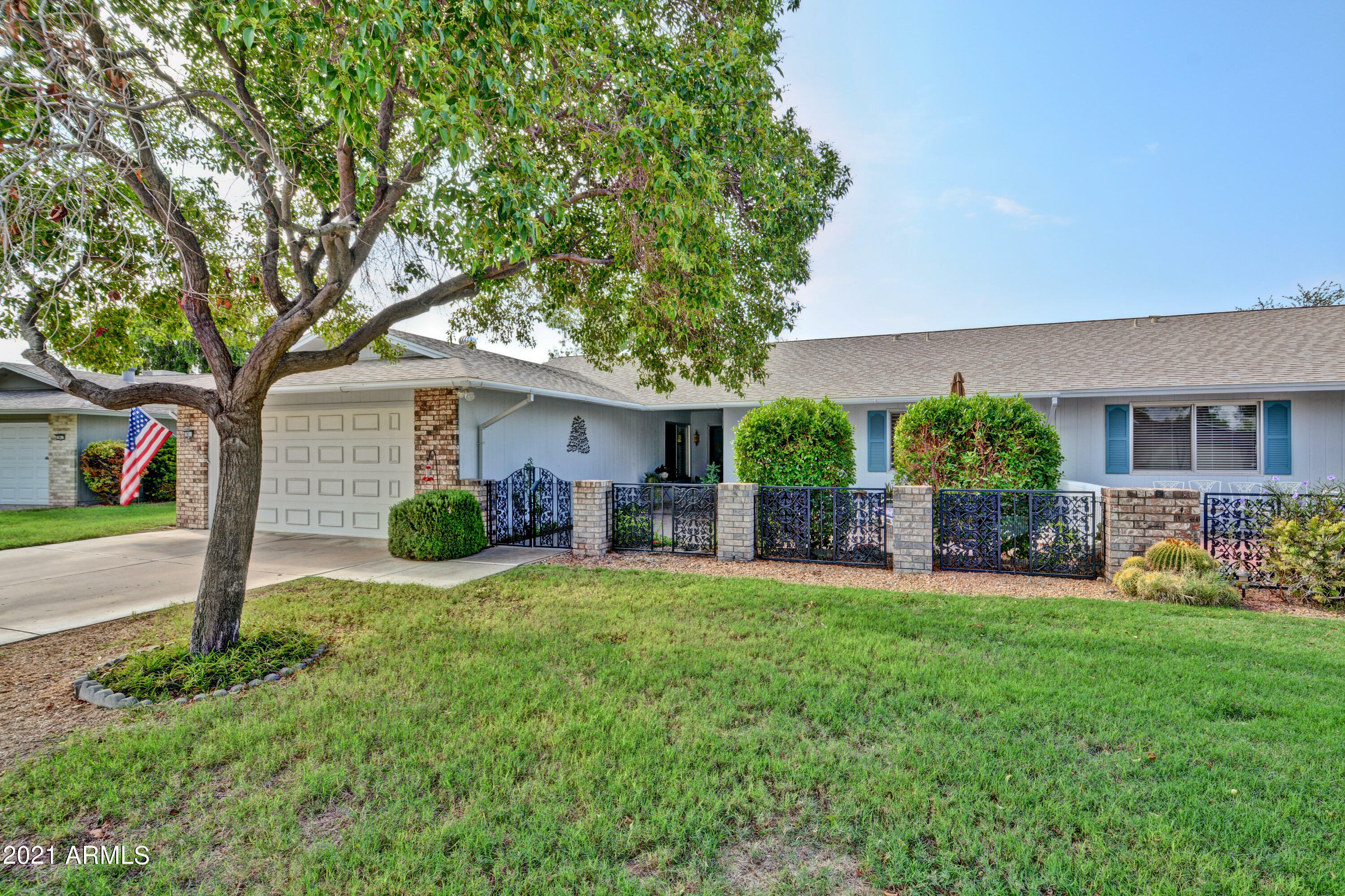 Property Photo: 19011 N Sombrero Circle AZ 85373