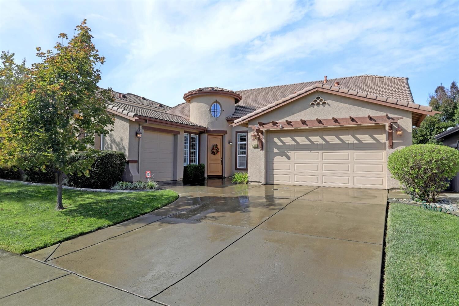 Property Photo: 5067 Sienna Lane CA 95835