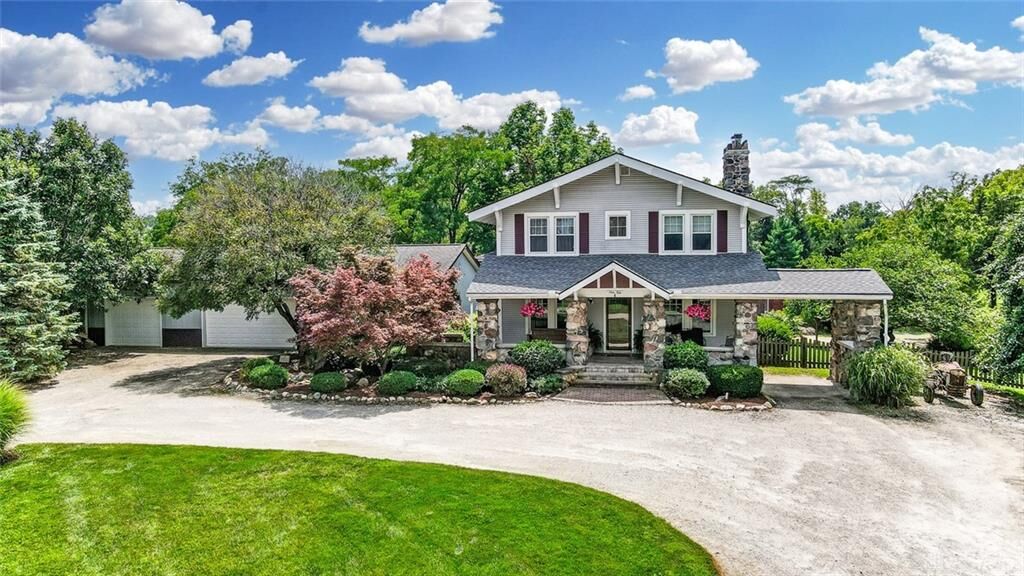 Property Photo:  950 Old Springfield Road  OH 45377 