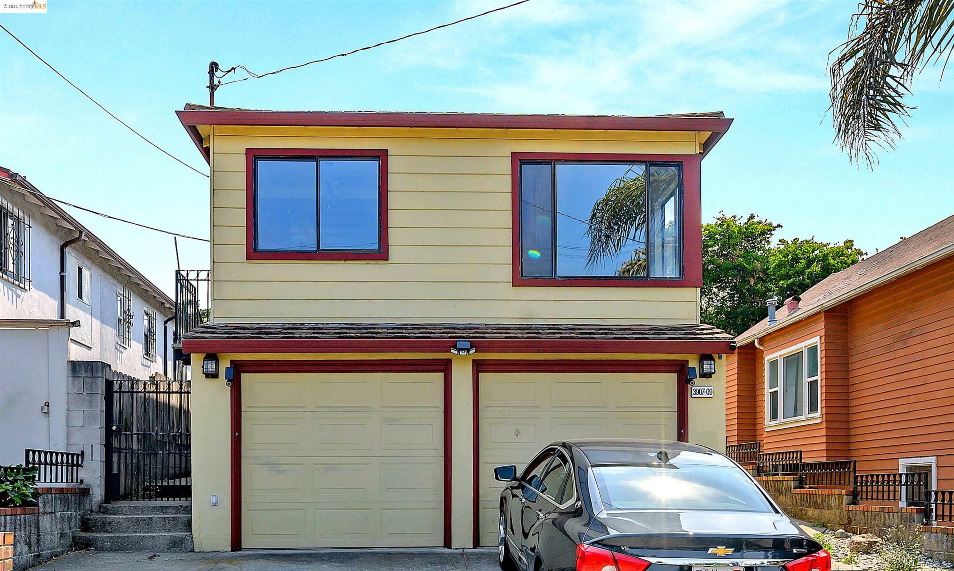 Property Photo:  3907 Nevil St  CA 94601 