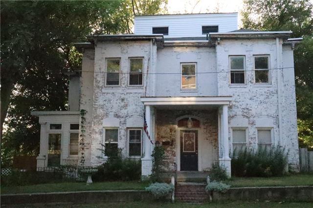 Property Photo: 306 N 18 Street MO 64501