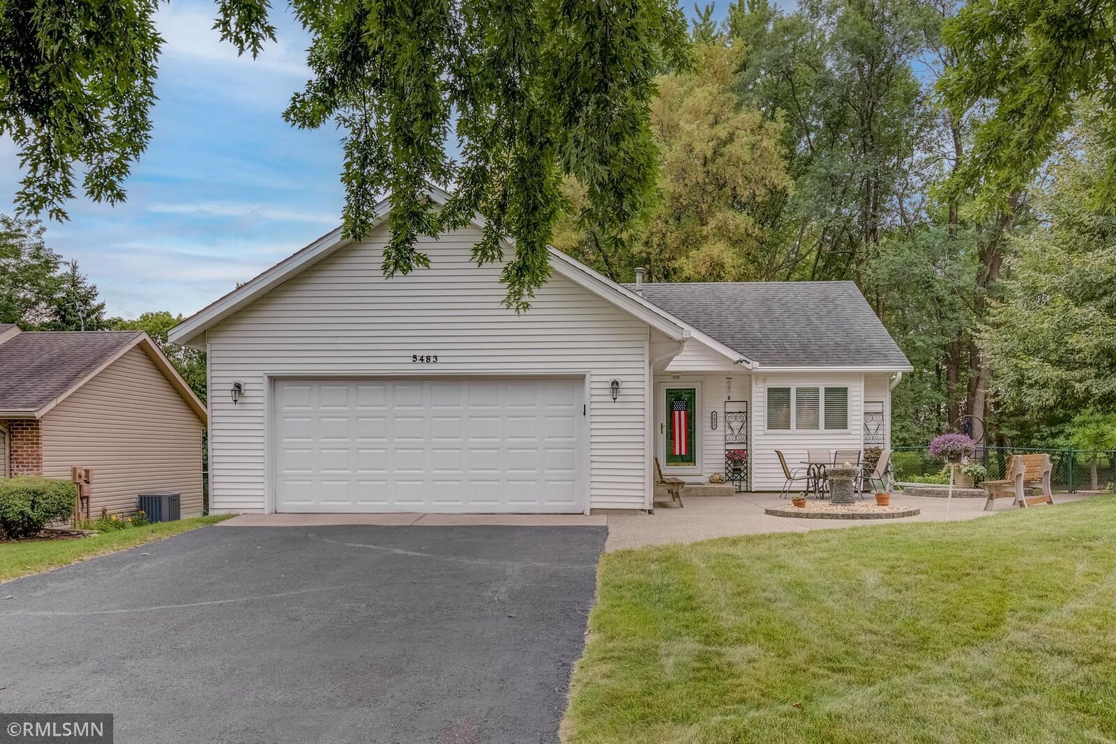 Property Photo: 5483 Oakgreen Place N MN 55082