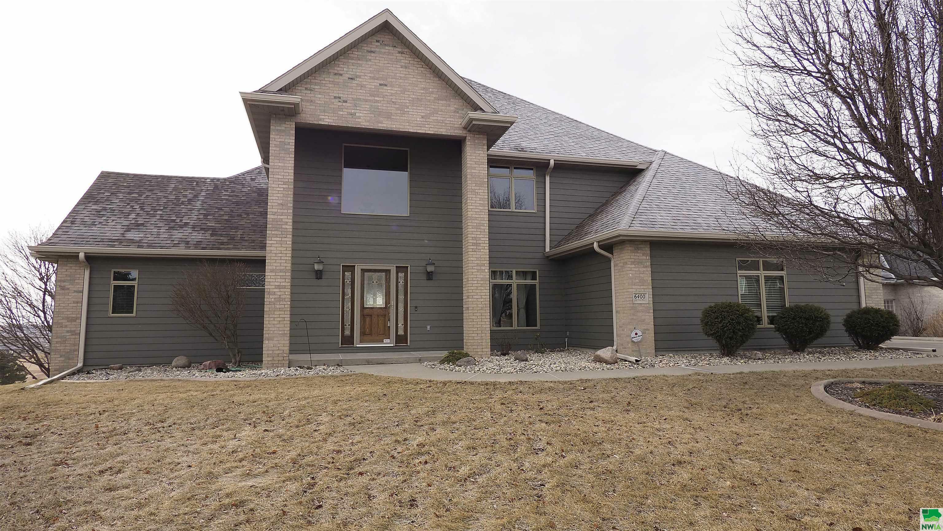 Property Photo:  6400 Golf View Place  IA 51106 