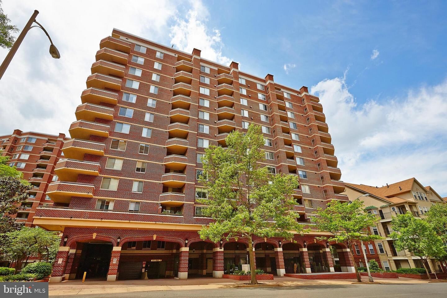 Property Photo:  1276 Wayne Street 524  VA 22201 