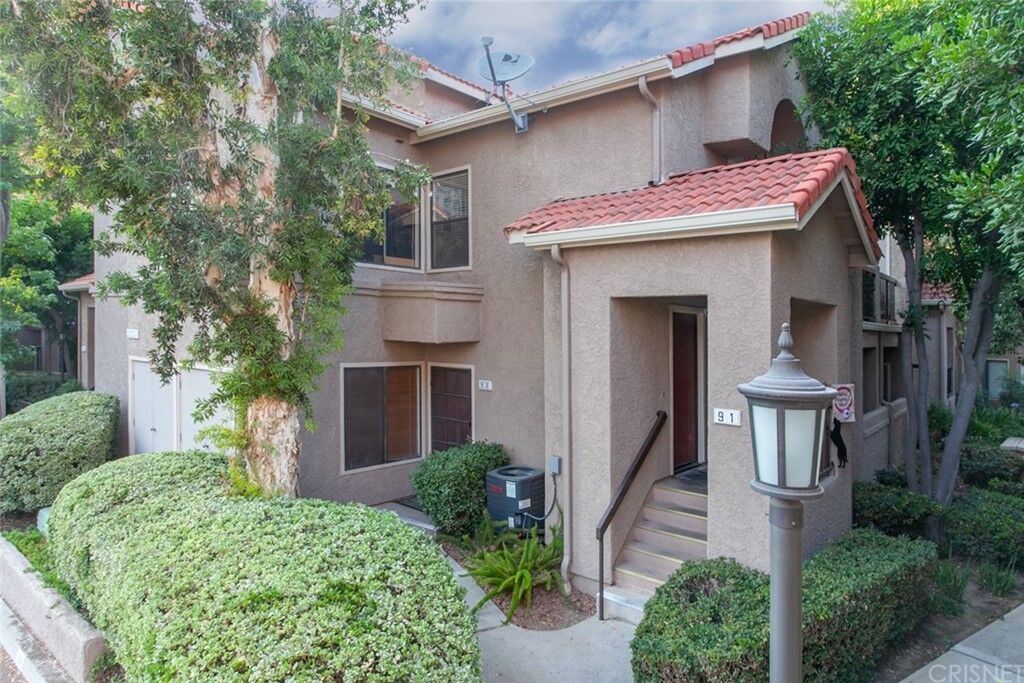 Property Photo: 2324 Archwood Lane 91 CA 93063