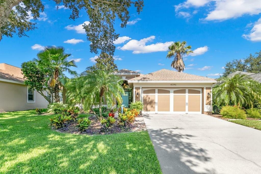 Property Photo: 4191 Grandchamp Circle FL 34685