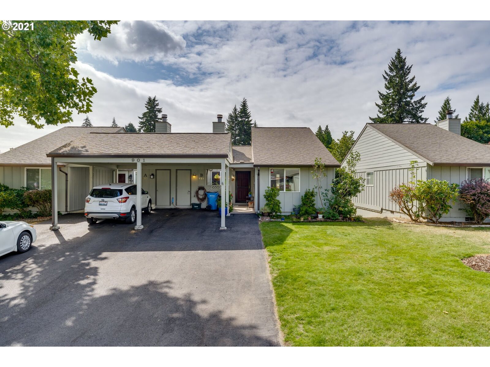 Property Photo:  901 NW 133rd St B  WA 98685 