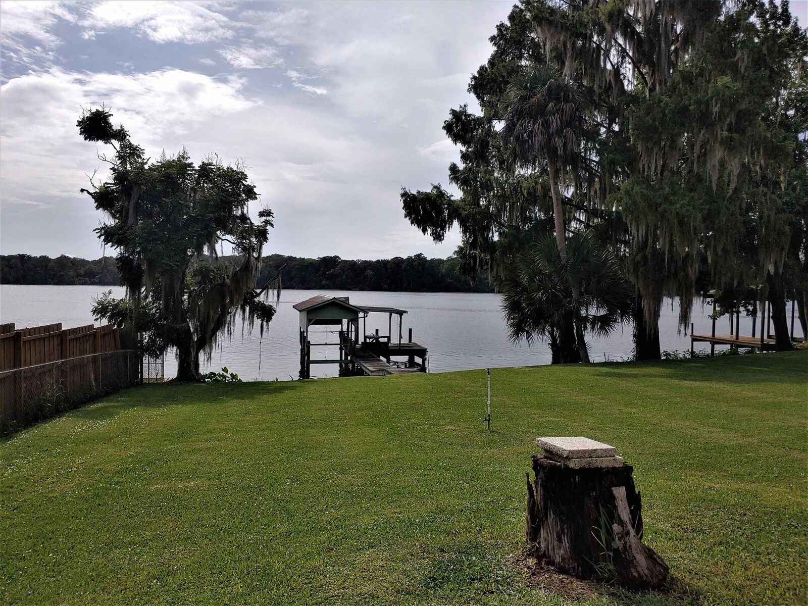 Property Photo:  138 Norton'S Fish Camp Rd  FL 32118-9 