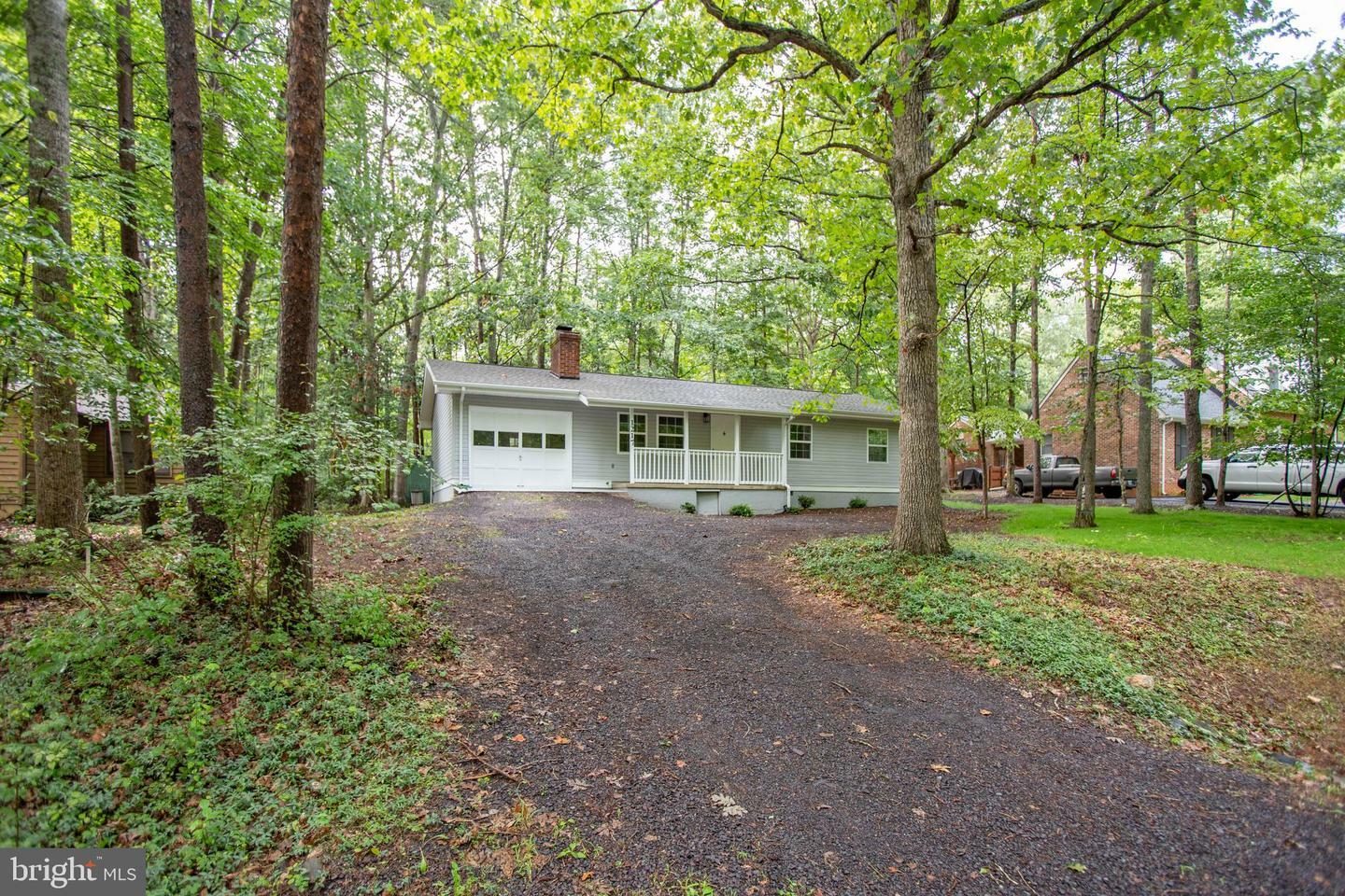 Property Photo:  1217 Eastover Parkway  VA 22508 