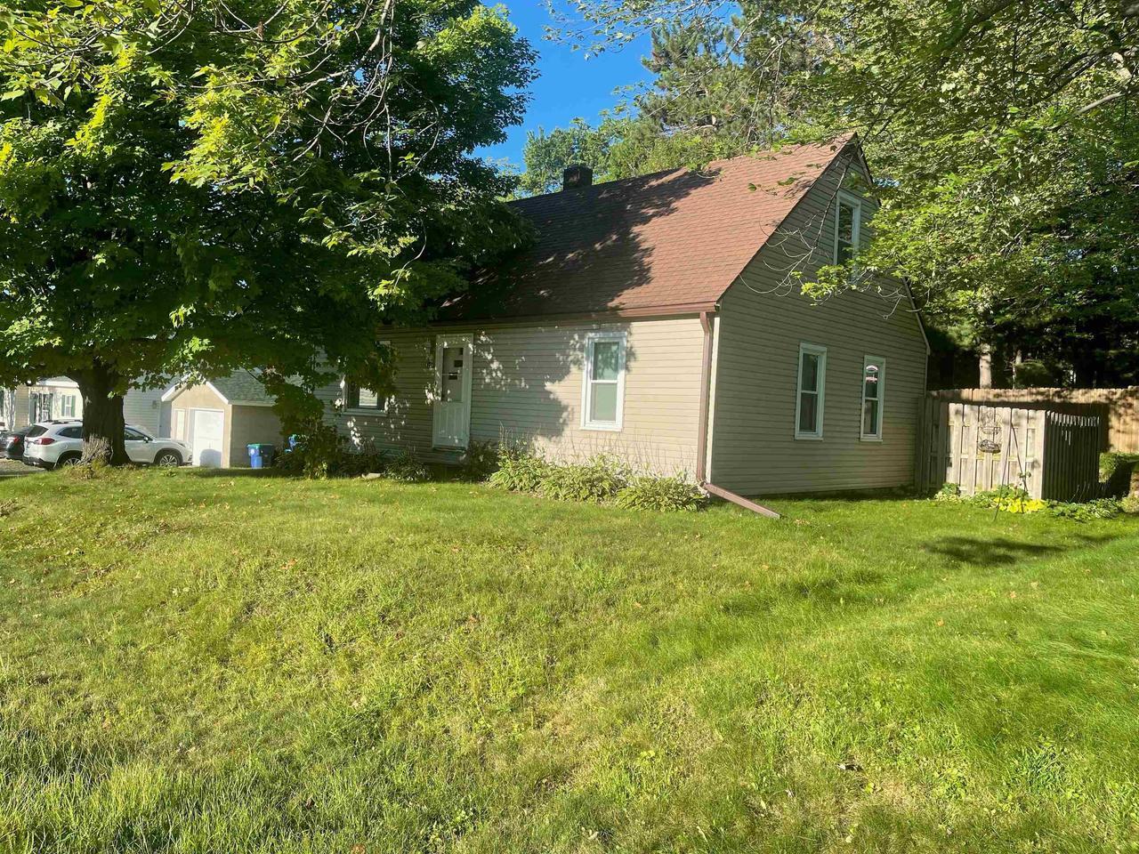 Property Photo:  1204 North 1st Avenue  WI 54401 