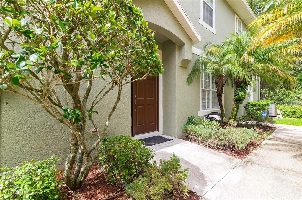 Property Photo:  27625 Pleasure Ride Loop  FL 33544 