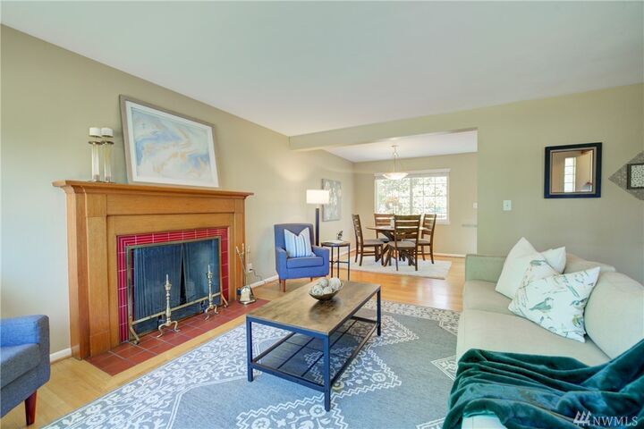 Property Photo: 6826 43rd Ave NE WA 98115