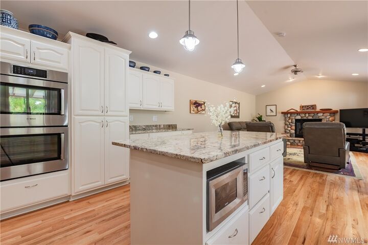 Property Photo:  8173 Chehalis Rd  WA 98230 