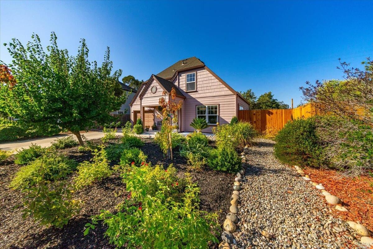 Property Photo:  1887 Malibu Circle  CA 95401 