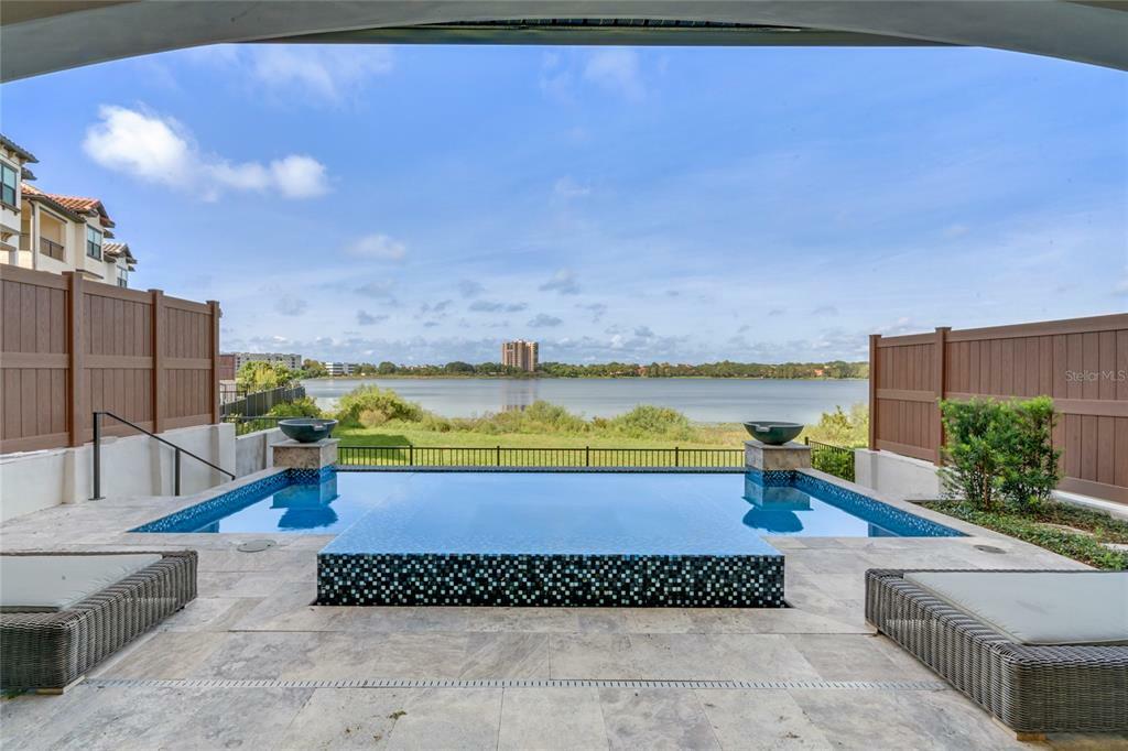 Property Photo:  7609 Toscana Boulevard  FL 32819 