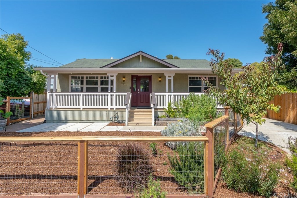 Property Photo:  660 South Street  CA 93401 